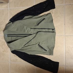Jacket with lace arms and zipper details size Large